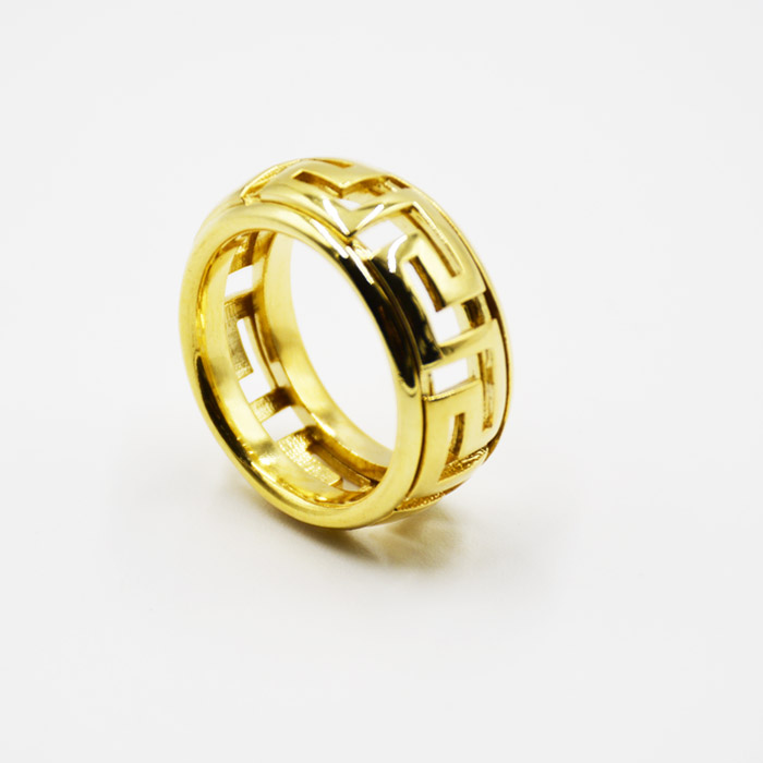 Δαχτυλίδι ασημένιο σε κίτρινο χρυσό σε νέα σχέδια